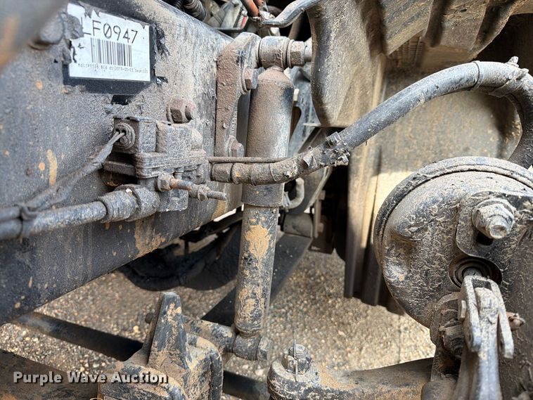 image for item YA4017 2020 Freightliner Cascadia semi truck