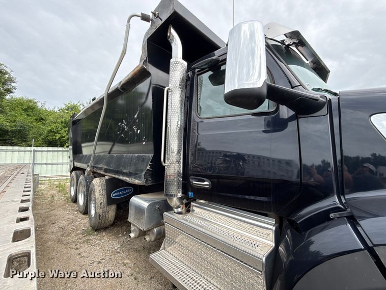 image for item YA4018 2024 Peterbilt 567 dump truck