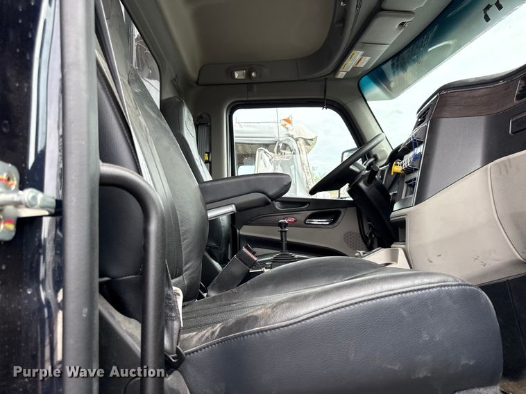 image for item YA4018 2024 Peterbilt 567 dump truck