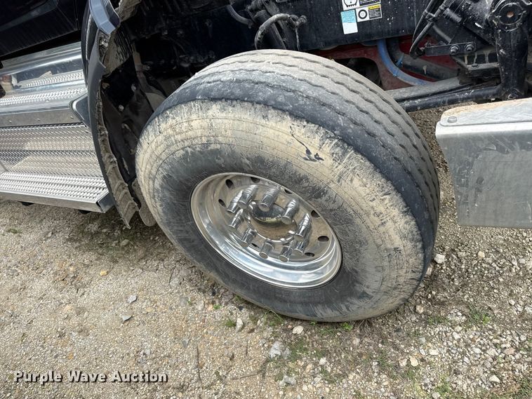 image for item YA4018 2024 Peterbilt 567 dump truck