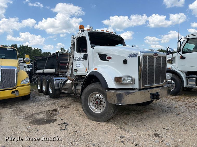 image for item YA4129 2019 Peterbilt 567 semi truck