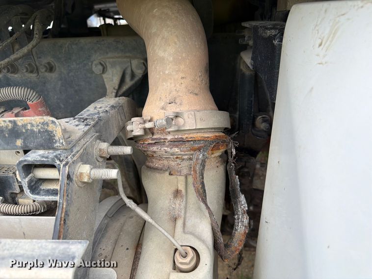 image for item YA4129 2019 Peterbilt 567 semi truck