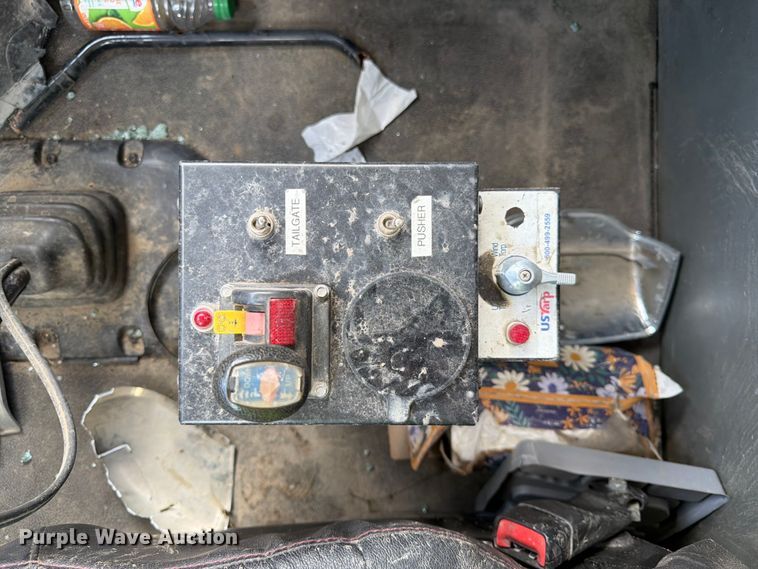 image for item YA4129 2019 Peterbilt 567 semi truck