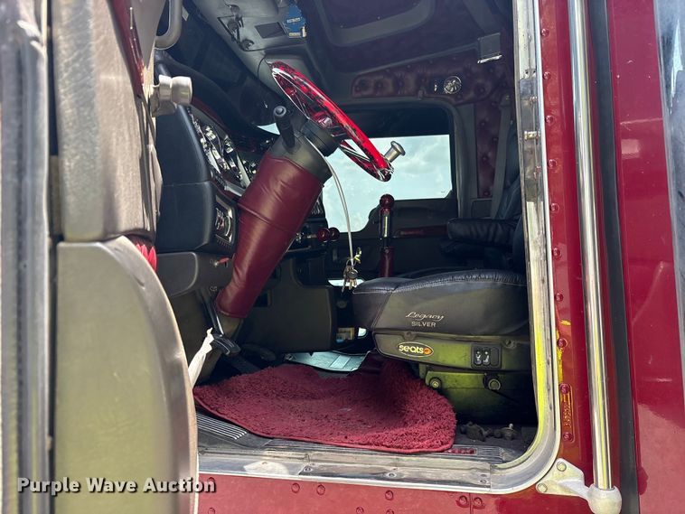image for item YA4268 2006 Kenworth W900 semi truck