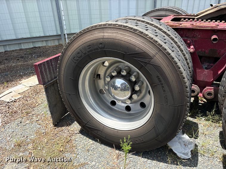 image for item YA4268 2006 Kenworth W900 semi truck