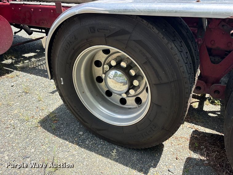 image for item YA4268 2006 Kenworth W900 semi truck