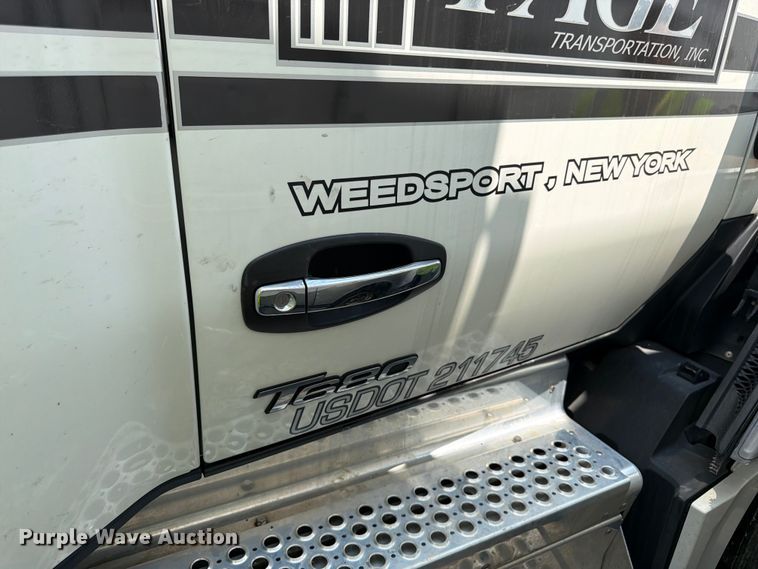 image for item YA4300 2024 Kenworth T680 semi truck