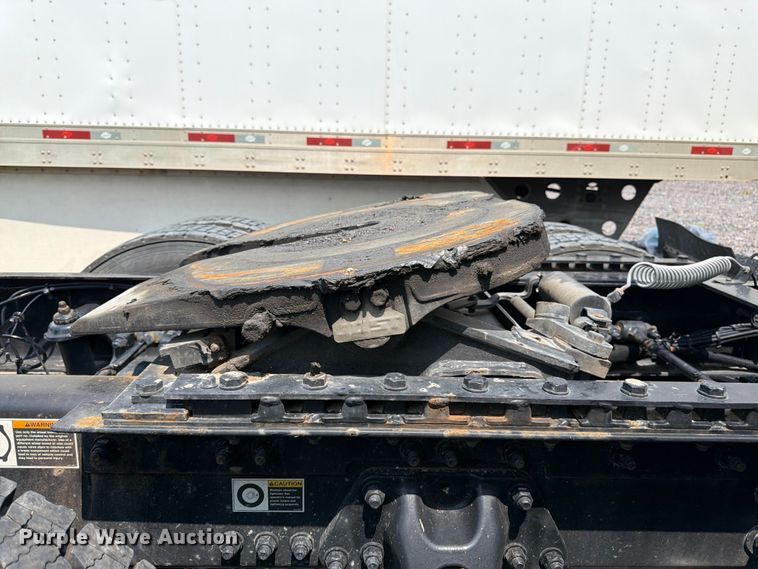 image for item YA4300 2024 Kenworth T680 semi truck