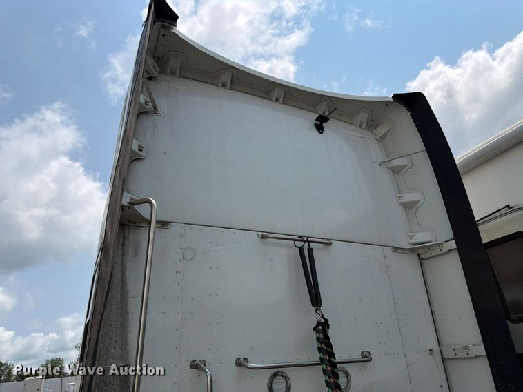 image for item YA4300 2024 Kenworth T680 semi truck