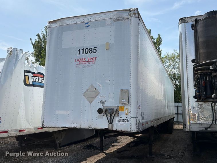 image for item YA4319 2004 Utility dry van trailer