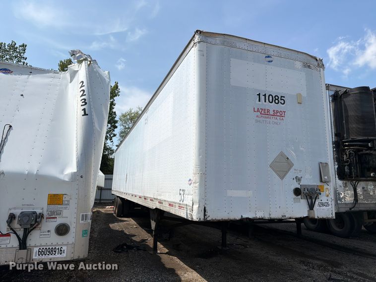 image for item YA4319 2004 Utility dry van trailer