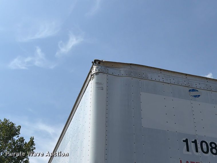 image for item YA4319 2004 Utility dry van trailer