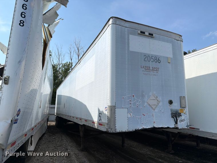 image for item YA4320 2004 Utility dry van trailer