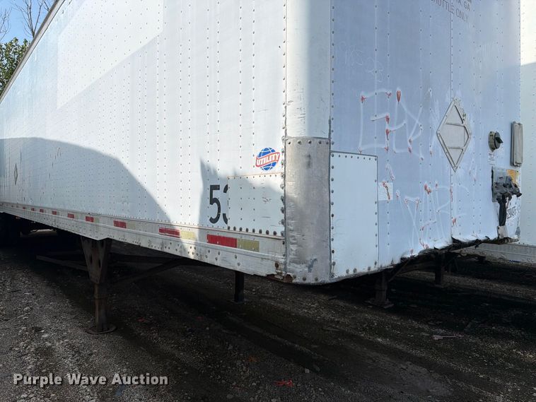 image for item YA4320 2004 Utility dry van trailer