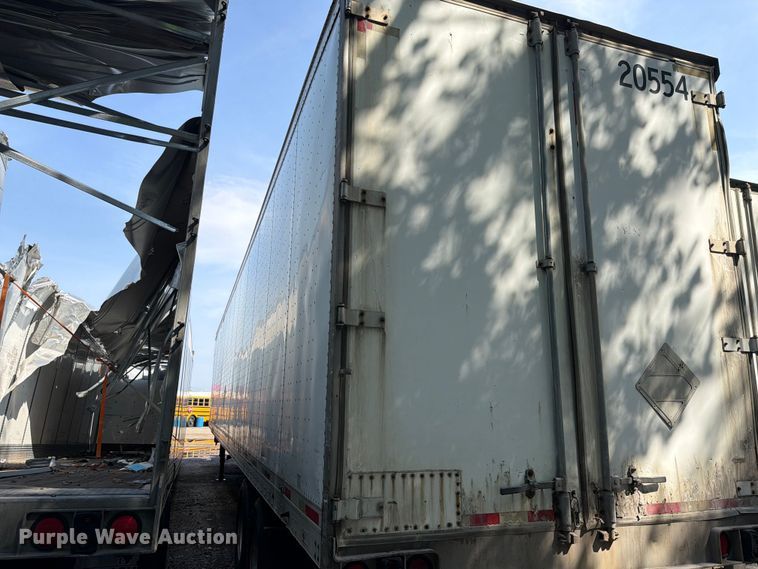 image for item YA4321 2004 Utility dry van trailer