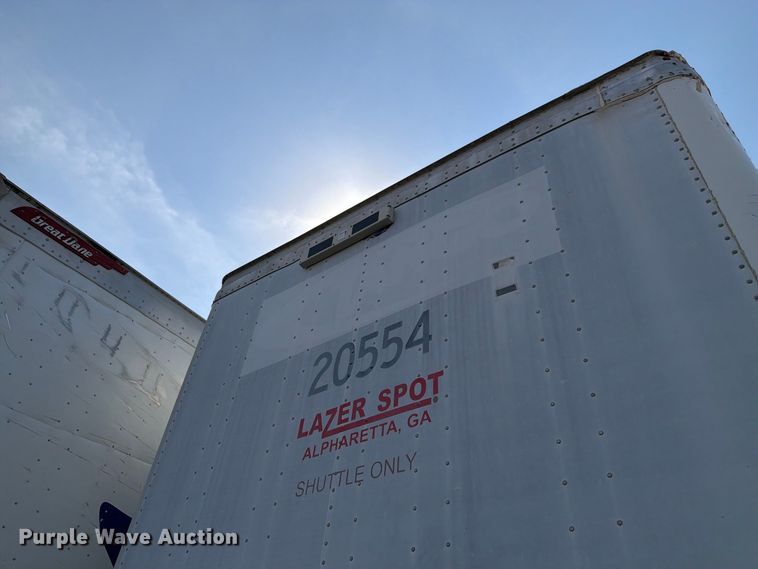 image for item YA4321 2004 Utility dry van trailer