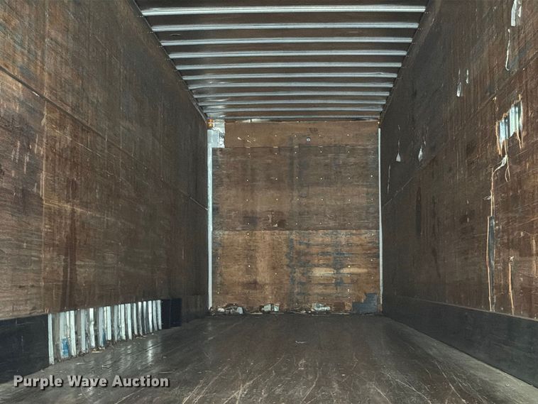 image for item YA4321 2004 Utility dry van trailer