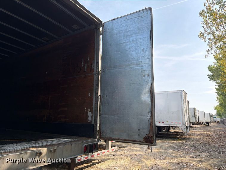 image for item YA4321 2004 Utility dry van trailer