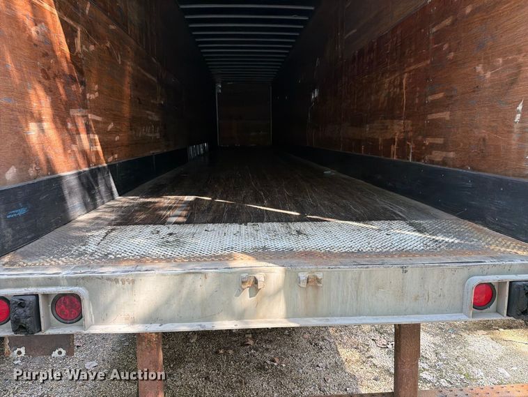 image for item YA4321 2004 Utility dry van trailer
