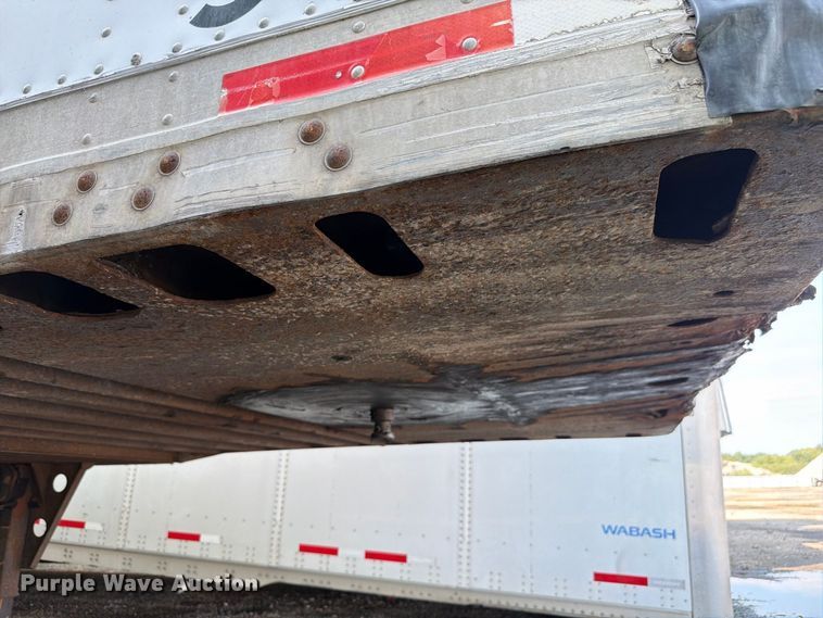 image for item YA4321 2004 Utility dry van trailer