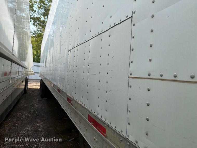 image for item YA4322 2004 Utility dry van trailer