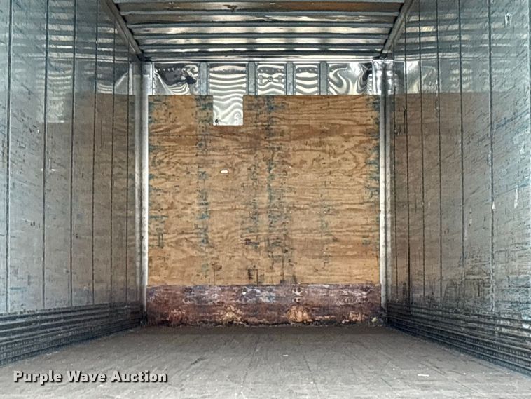 image for item YA4324 2005 Wabash DVCVHPC dry van trailer
