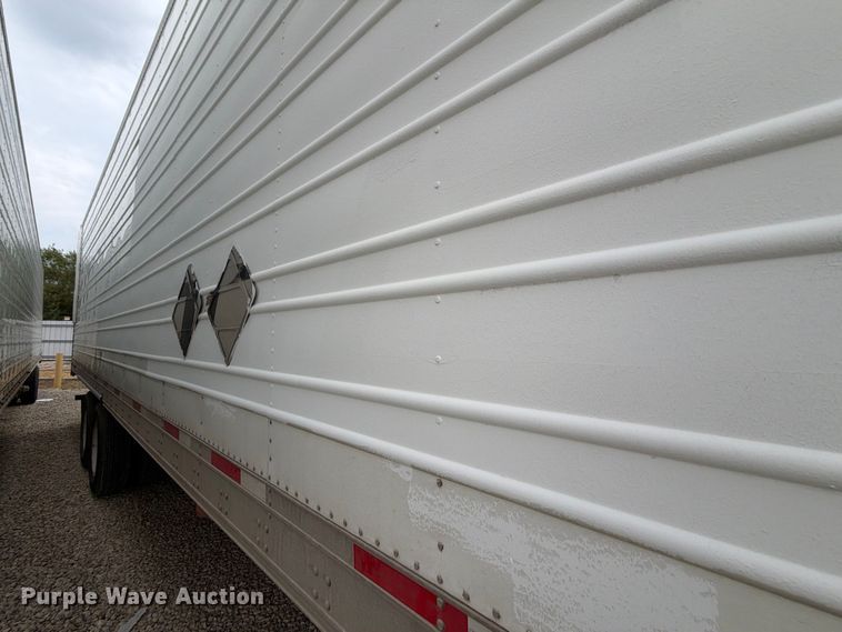 image for item YA4370 2019 Utility VS2RA refrigerated van trailer