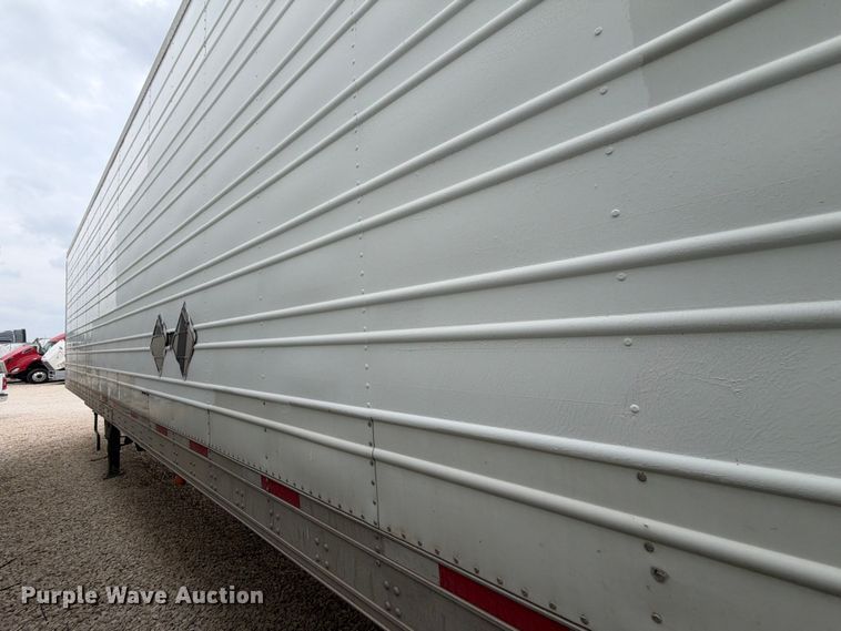 image for item YA4370 2019 Utility VS2RA refrigerated van trailer