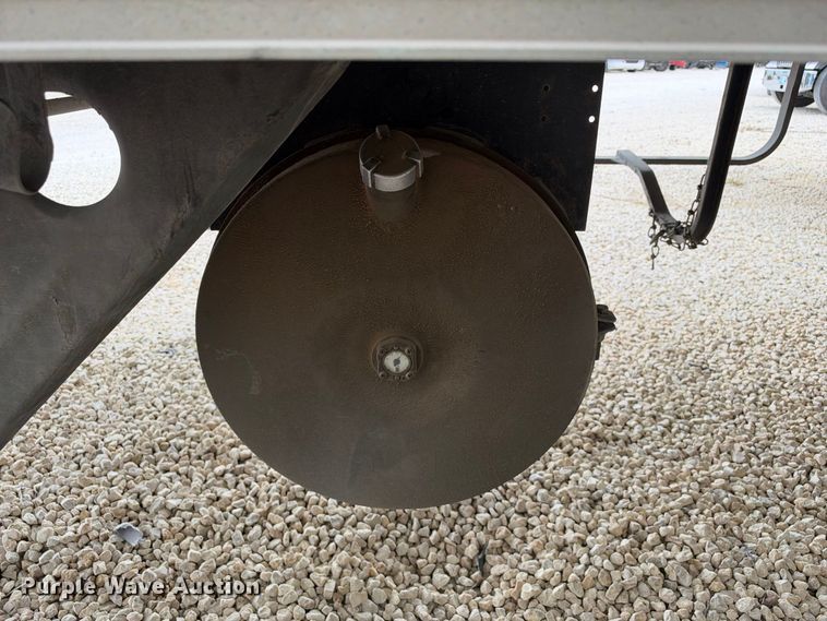 image for item YA4370 2019 Utility VS2RA refrigerated van trailer