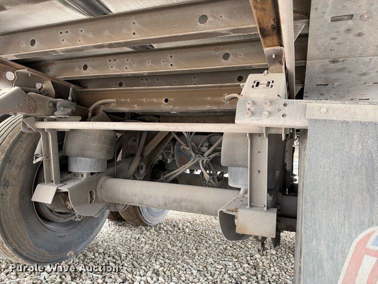 image for item YA4370 2019 Utility VS2RA refrigerated van trailer