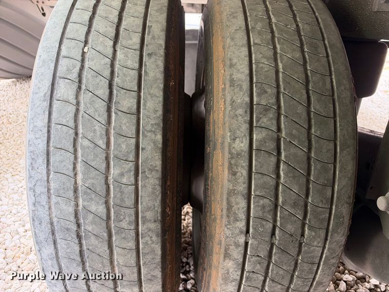 image for item YA4370 2019 Utility VS2RA refrigerated van trailer