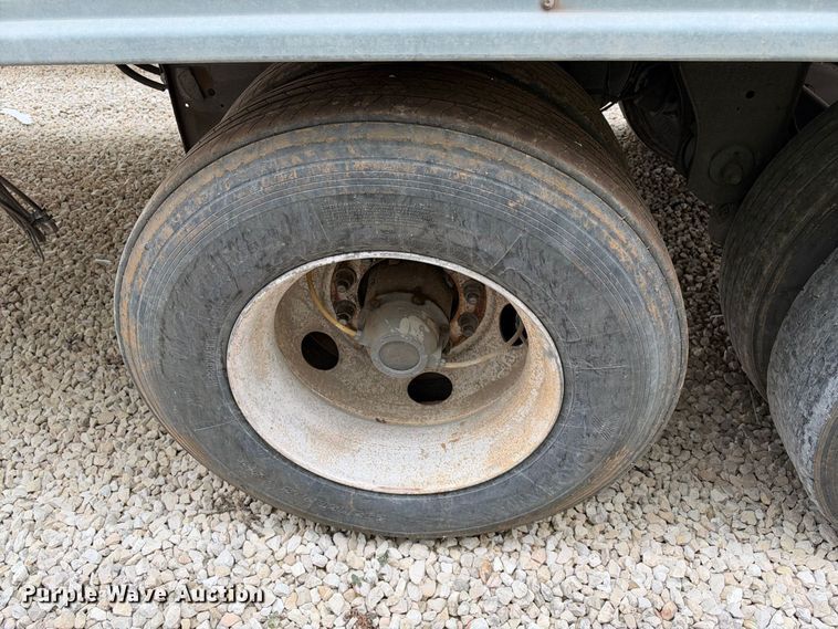 image for item YA4370 2019 Utility VS2RA refrigerated van trailer