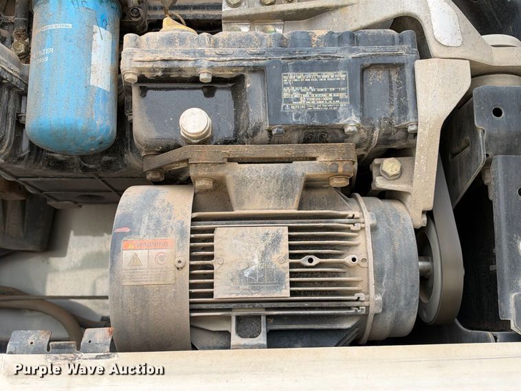 image for item YA4371 2023 CIMC 1RBR5505 refrigerated van trailer