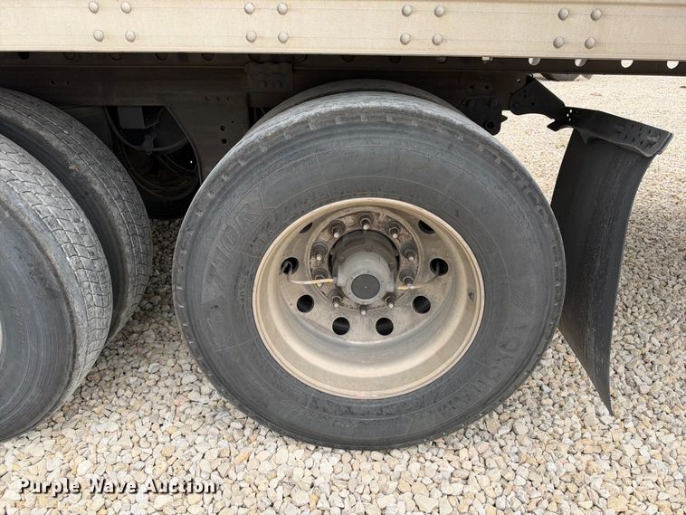 image for item YA4371 2023 CIMC 1RBR5505 refrigerated van trailer