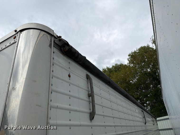 image for item YA4449 Stoughton AHV-401T-AR-A grain trailer