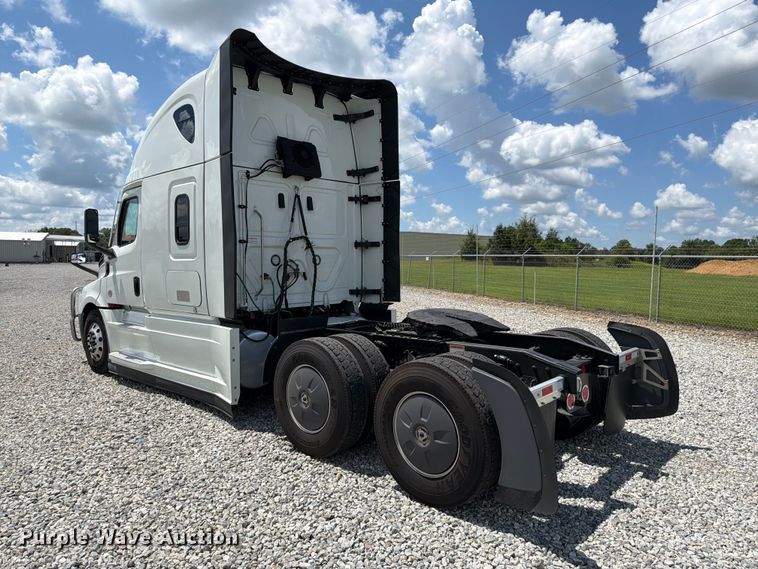 image for item YA4535 2026 Freightliner Cascadia semi truck