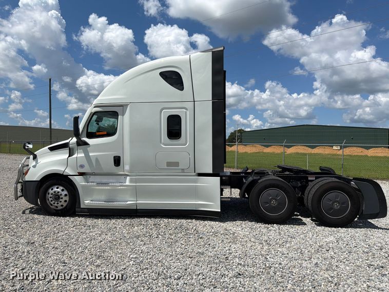 image for item YA4535 2026 Freightliner Cascadia semi truck