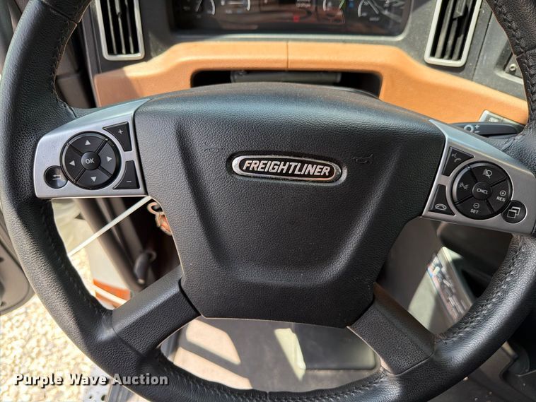 image for item YA4535 2026 Freightliner Cascadia semi truck