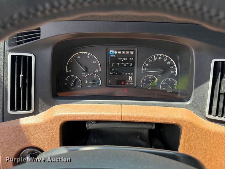 image for item YA4535 2026 Freightliner Cascadia semi truck