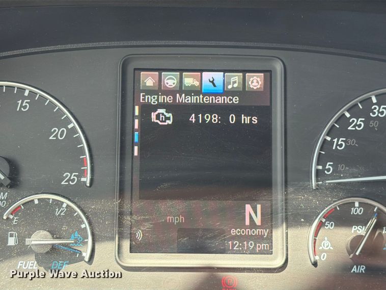 image for item YA4535 2026 Freightliner Cascadia semi truck