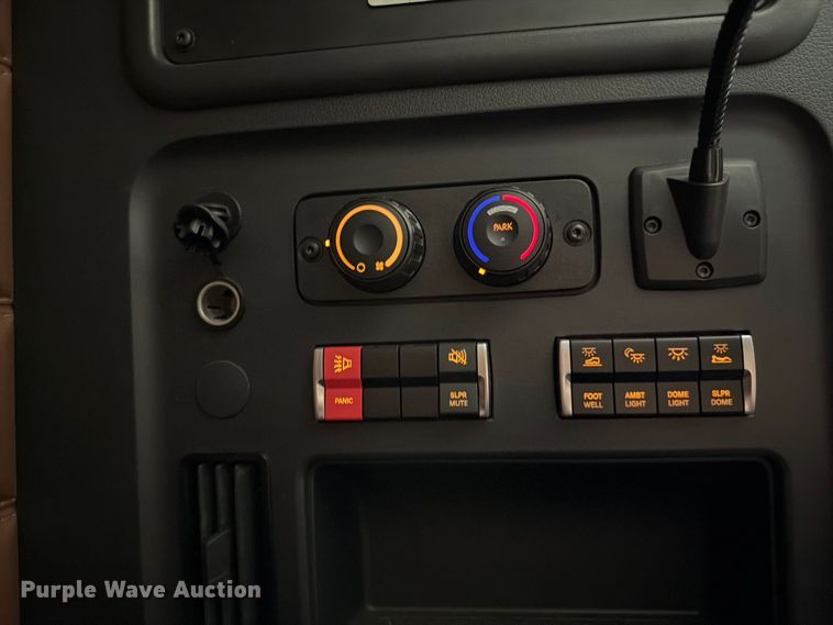 image for item YA4535 2026 Freightliner Cascadia semi truck