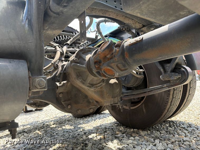 image for item YA4535 2026 Freightliner Cascadia semi truck