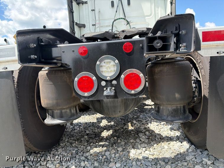 image for item YA4535 2026 Freightliner Cascadia semi truck