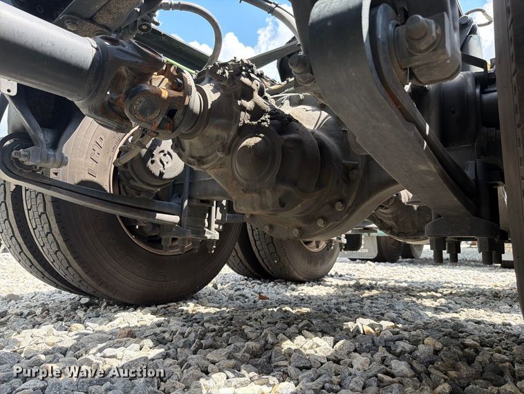 image for item YA4535 2026 Freightliner Cascadia semi truck