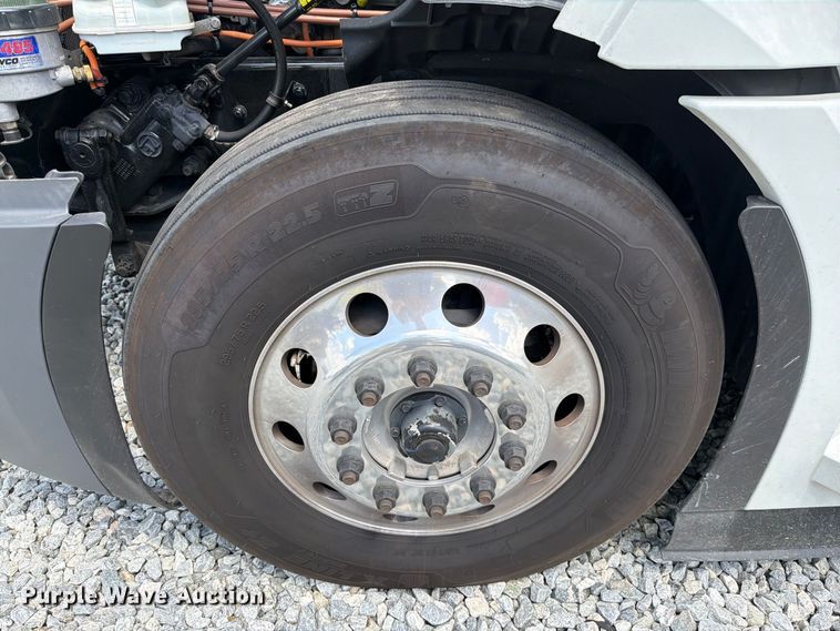 image for item YA4535 2026 Freightliner Cascadia semi truck