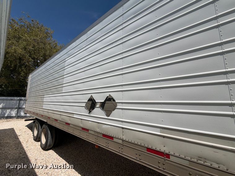 image for item YA4536 2019 Utility VS2RA refrigerated van trailer