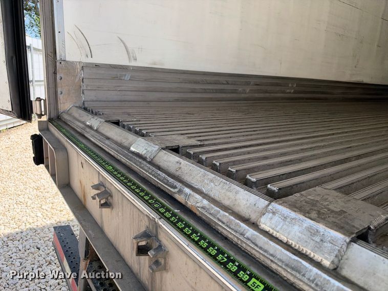 image for item YA4536 2019 Utility VS2RA refrigerated van trailer
