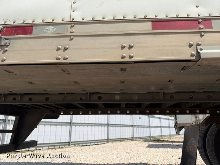 image for item YA4536 2019 Utility VS2RA refrigerated van trailer