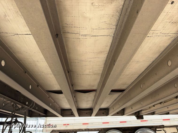 image for item YA4536 2019 Utility VS2RA refrigerated van trailer