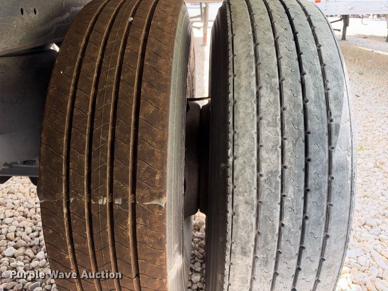image for item YA4536 2019 Utility VS2RA refrigerated van trailer